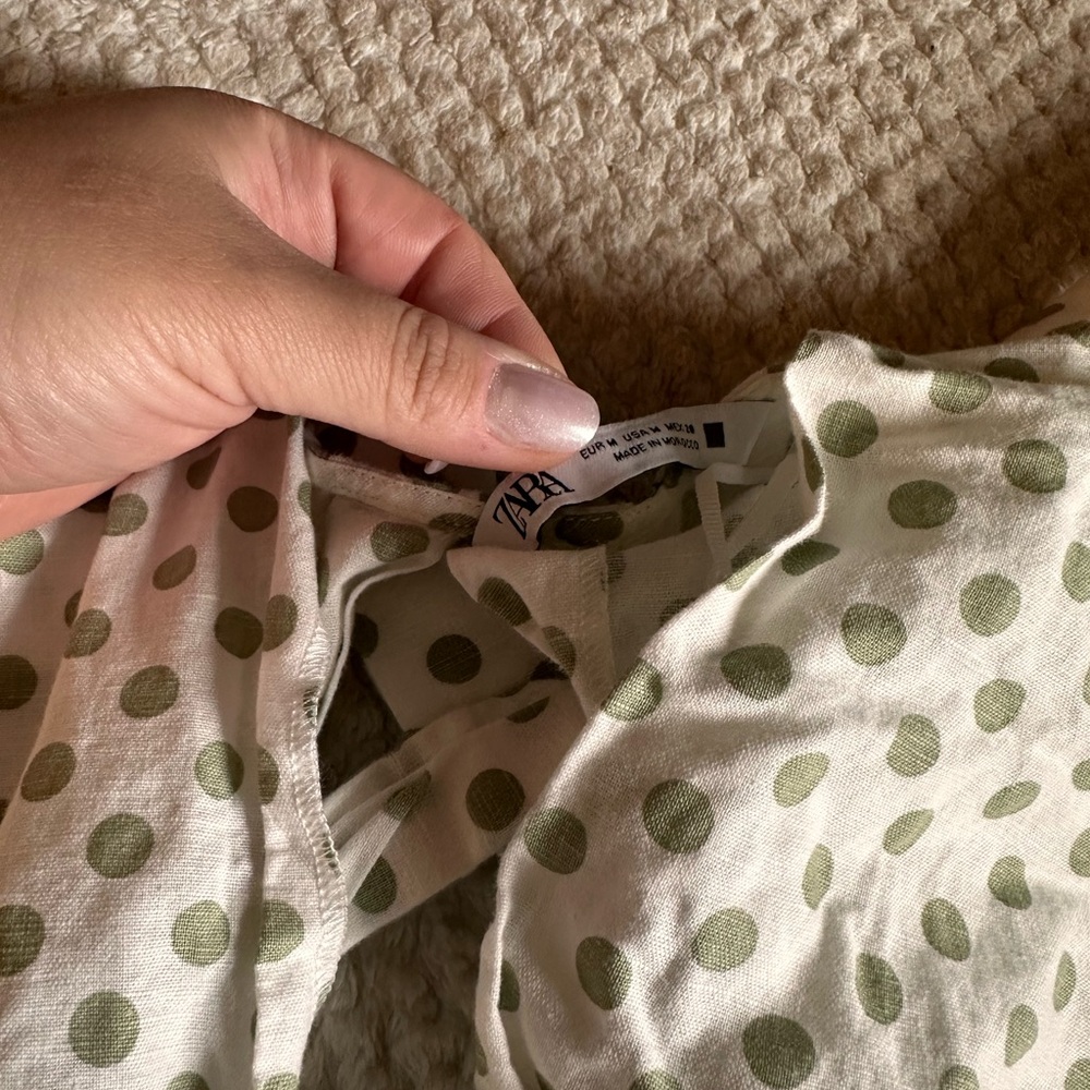 Zara White Ruched Ruffled Blouse - Picture 2 of 2